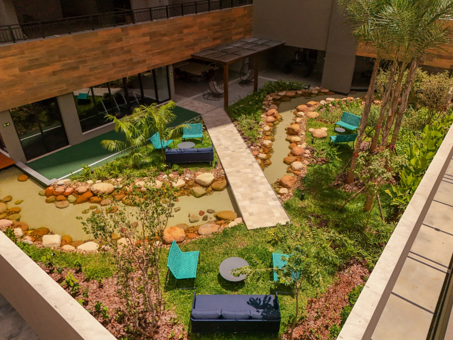 Casa Brasileira Consciente leva jardins suspensos a Goiânia e impulsiona nova forma de morar